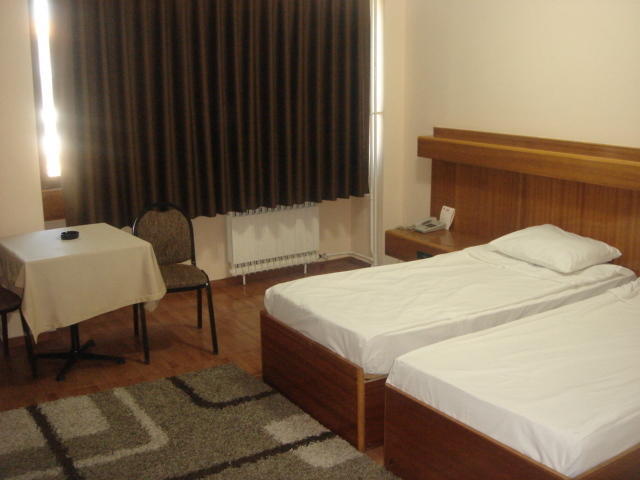 Ege Gunes Hotel Esmirna Exterior foto