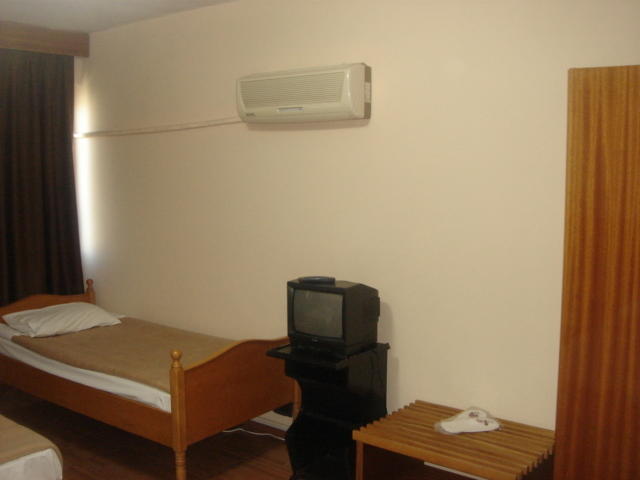 Ege Gunes Hotel Esmirna Exterior foto